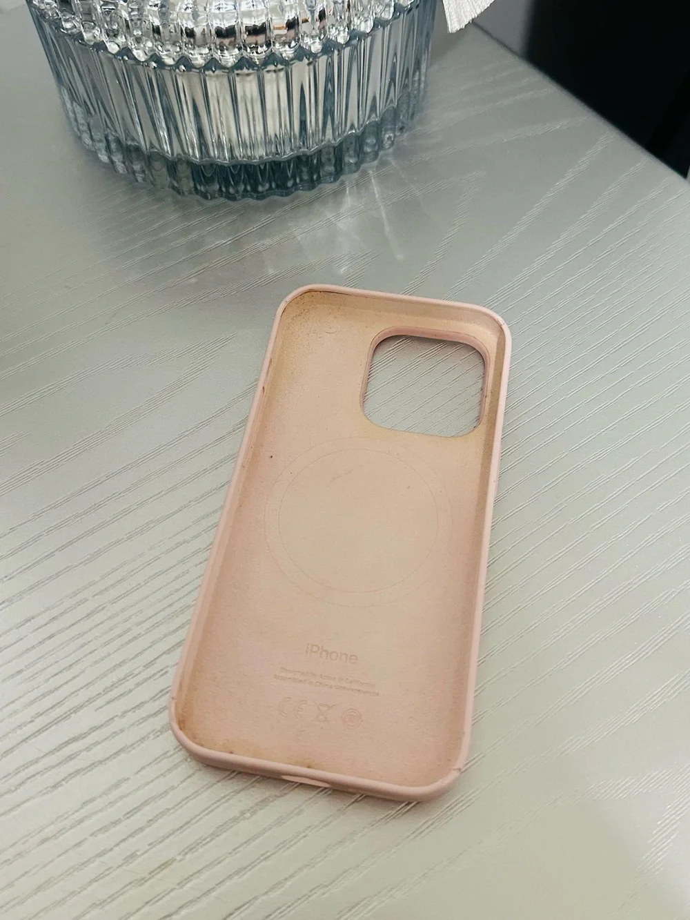 Apple Silicone iPhone 14 Pro Case in Light Pink